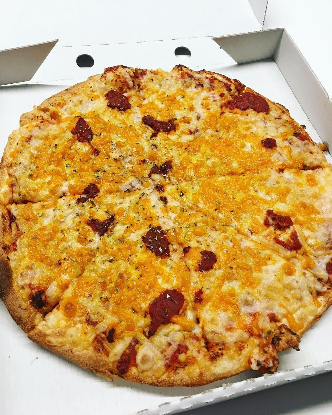 Medium Pizza Size: Finding the Perfect Fit for Your Hunger