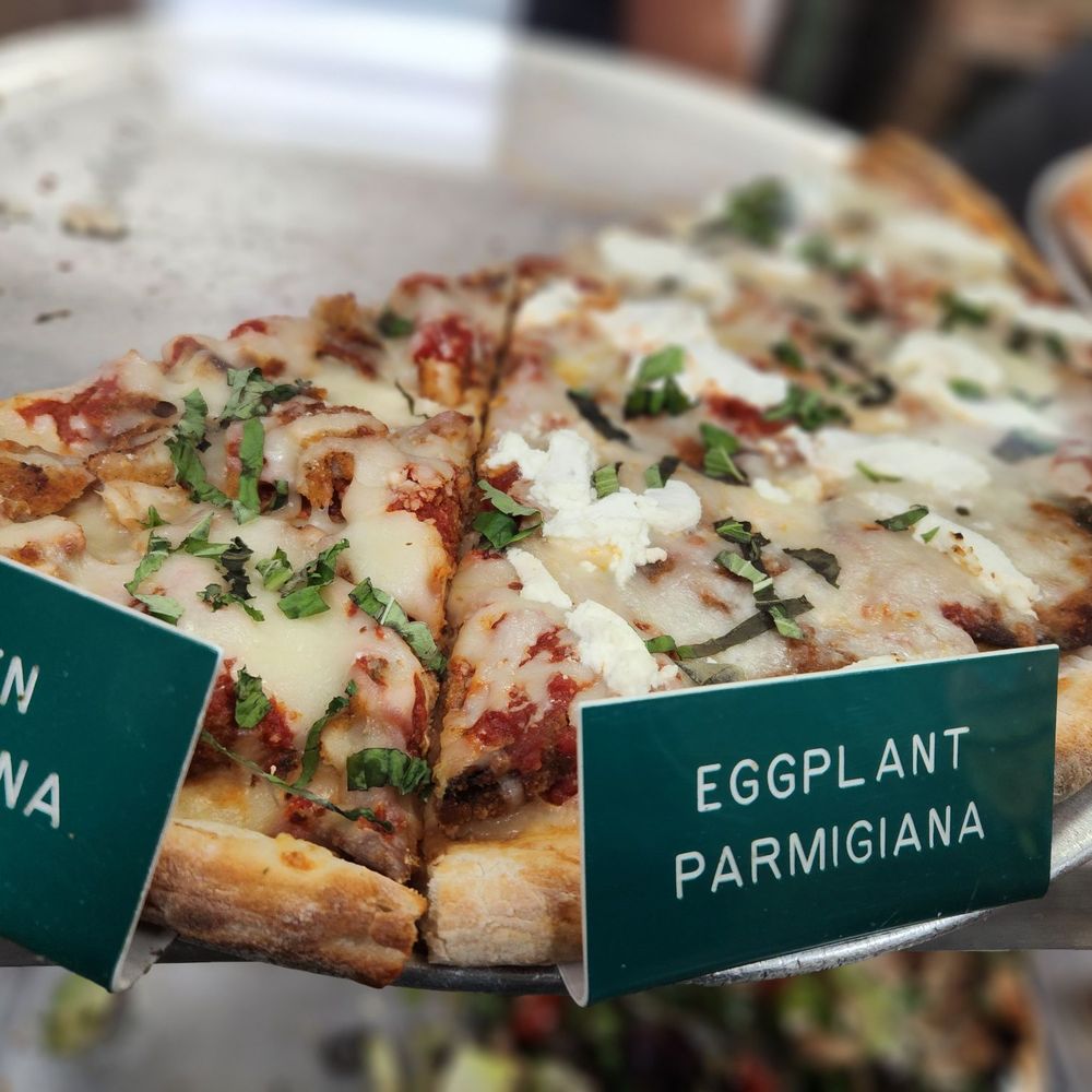 La Strada Pizza: A Journey of Flavor in Every Bite