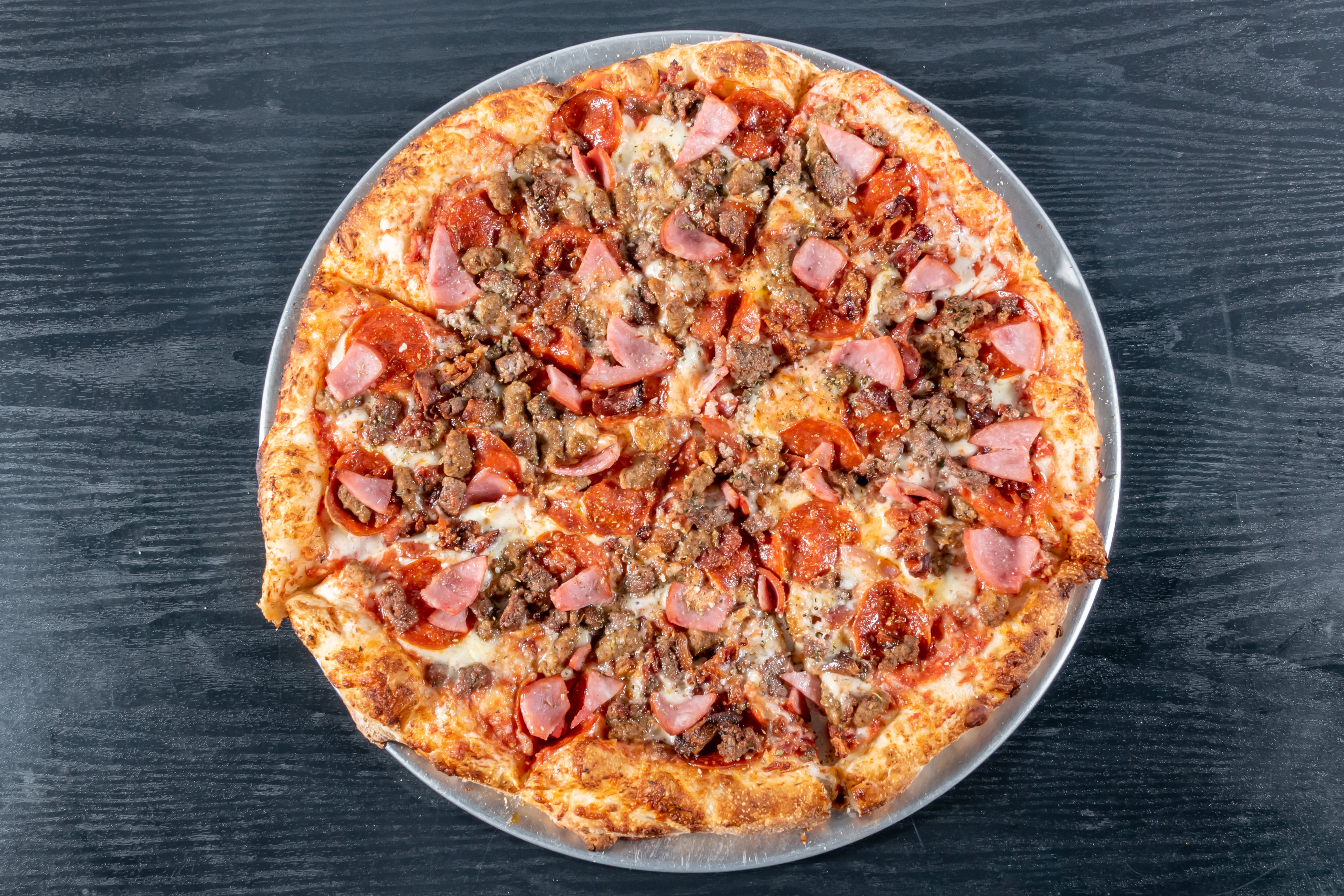 Good Fellas Pizza: Where Every Slice Feels Like a Good Time